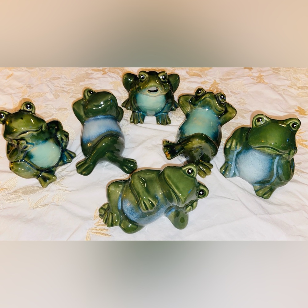 Frogs🐸Galore, Selling My 6 Piece Set, Can Exhibit Unique Flaws/Small Scratches - Picture 11 of 16